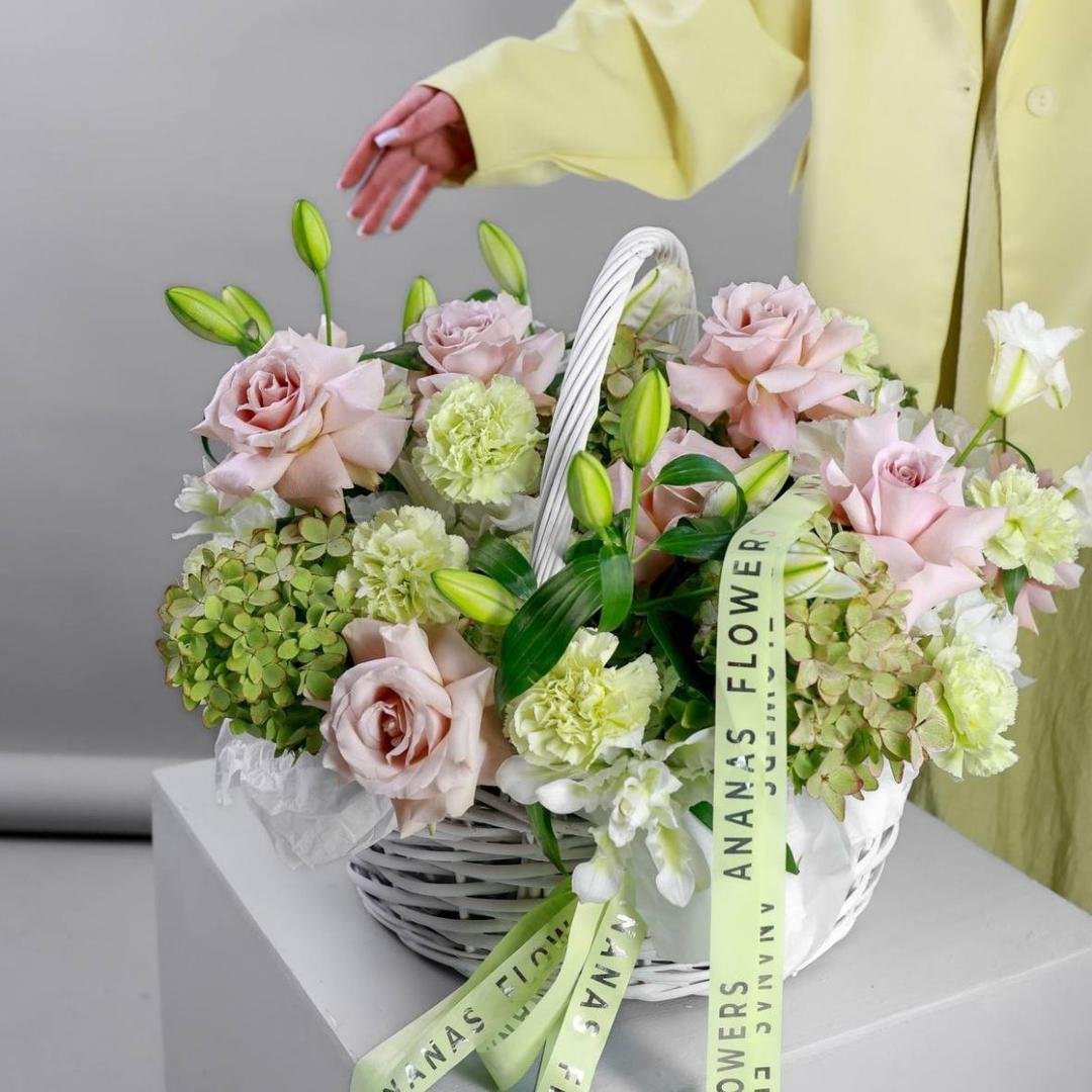 Авторская корзина Цветочная элегия